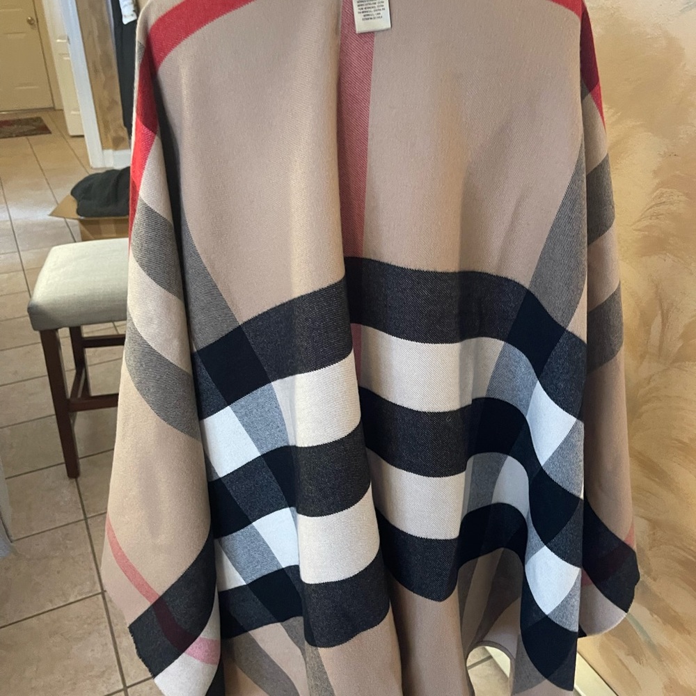 Burberry ladies shawl in traditional check.